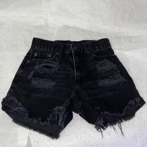 Aeropostale mom distressed black denim shorts Size 00